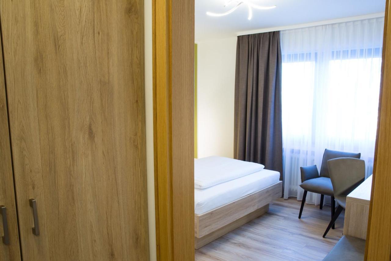 Gaestehaus Hotel Wilms 쾰른 외부 사진
