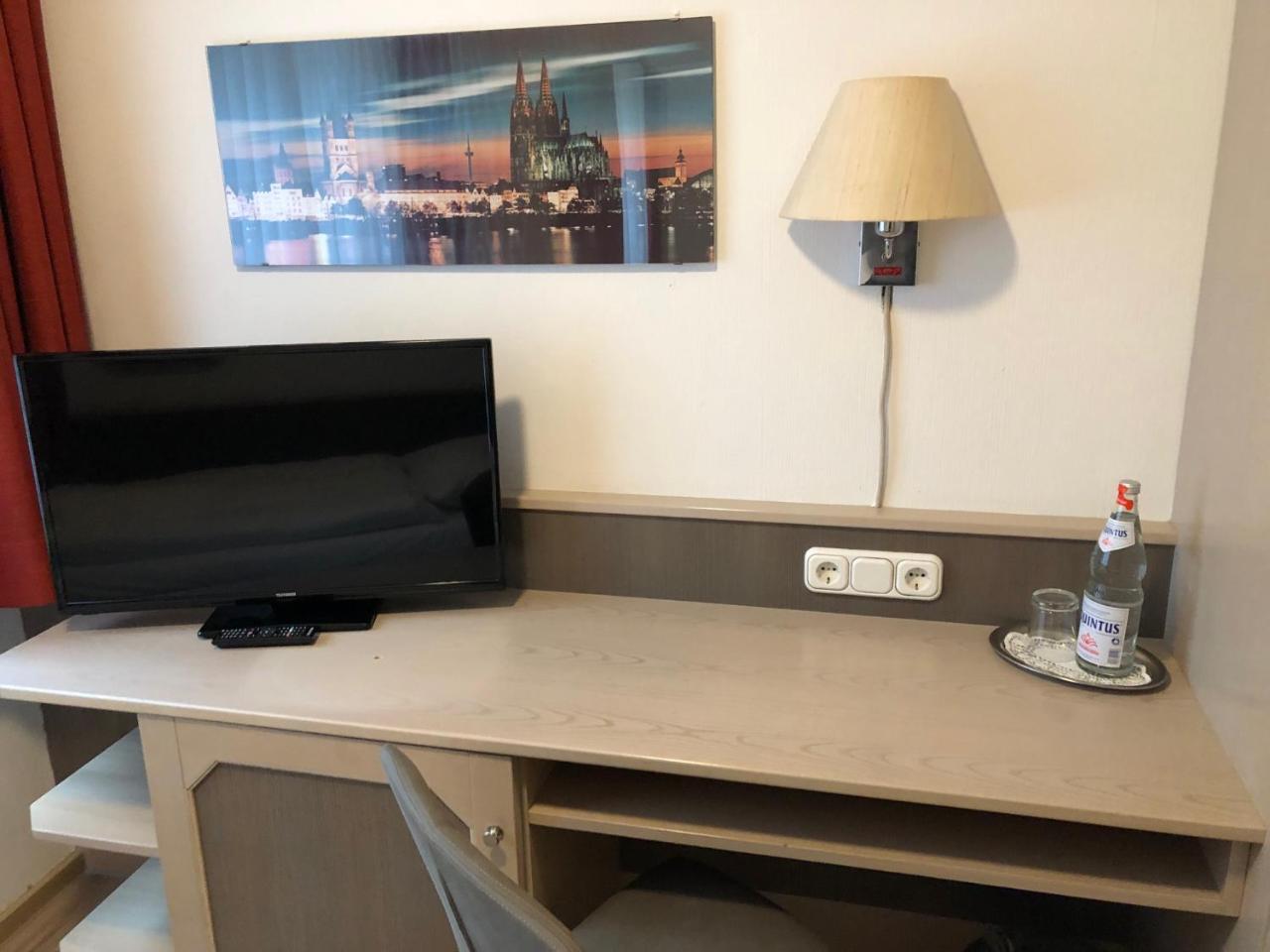 Gaestehaus Hotel Wilms 쾰른 외부 사진