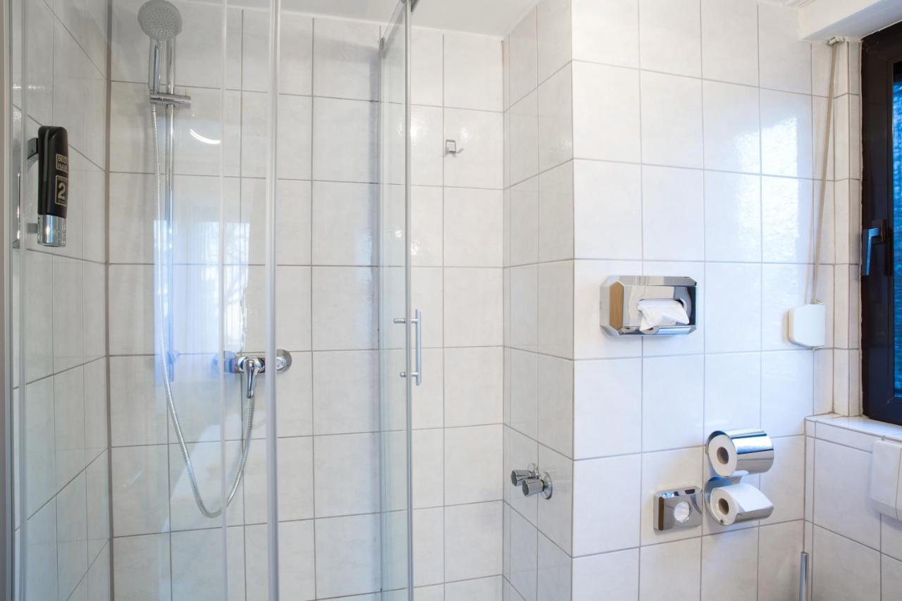 Gaestehaus Hotel Wilms 쾰른 외부 사진